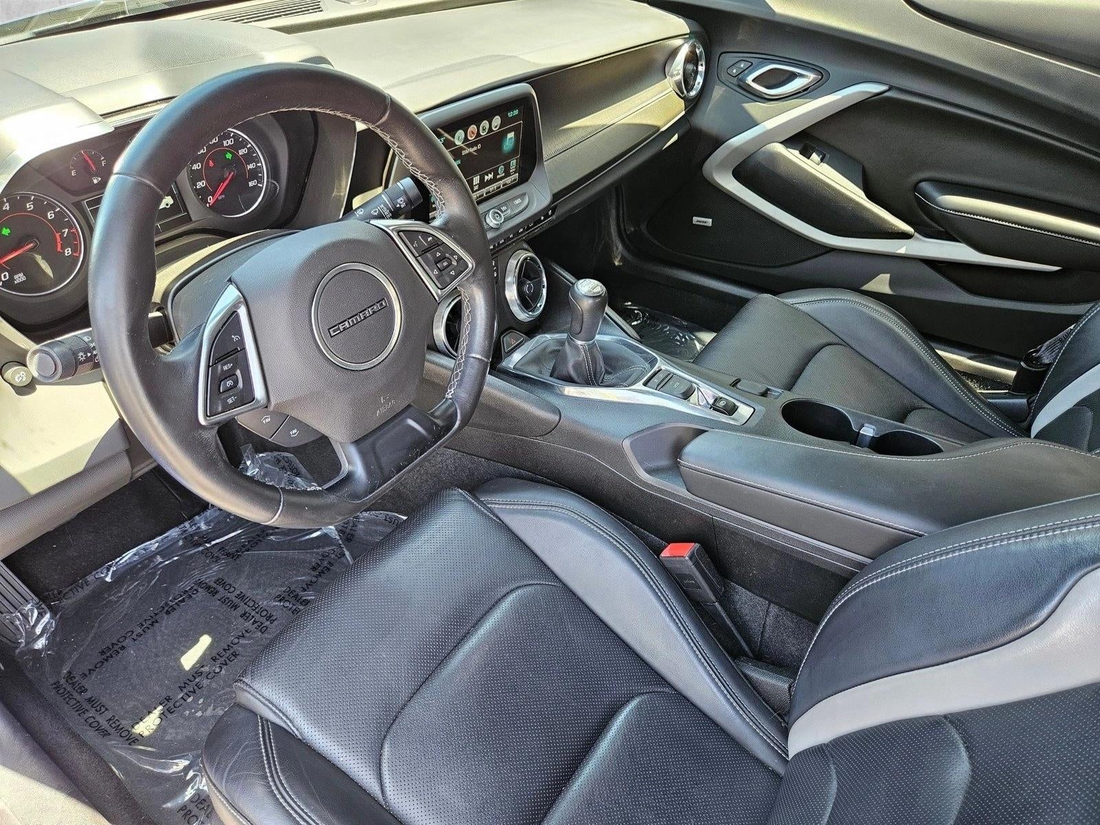 2018 Chevrolet Camaro 2dr Coupe 2LT