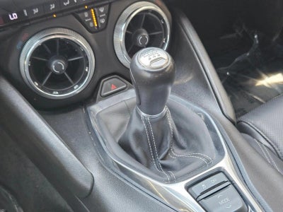 2018 Chevrolet Camaro 2dr Coupe 2LT