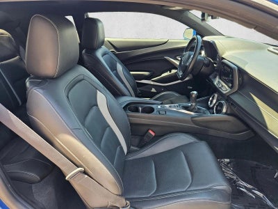2018 Chevrolet Camaro 2dr Coupe 2LT