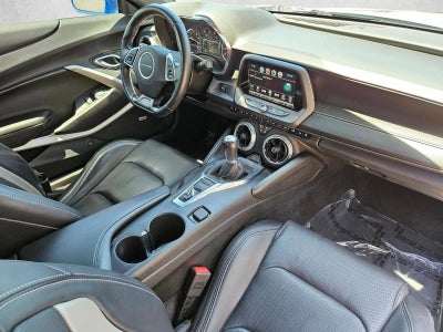2018 Chevrolet Camaro 2dr Coupe 2LT