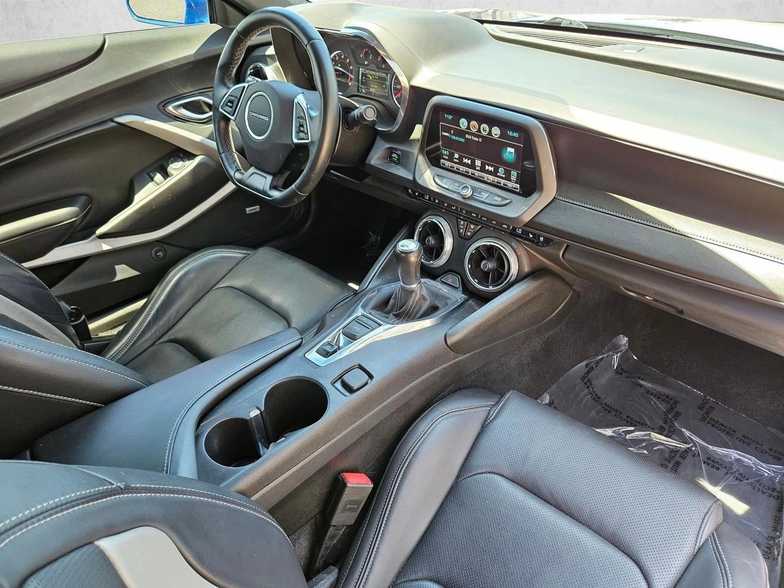 2018 Chevrolet Camaro 2dr Coupe 2LT