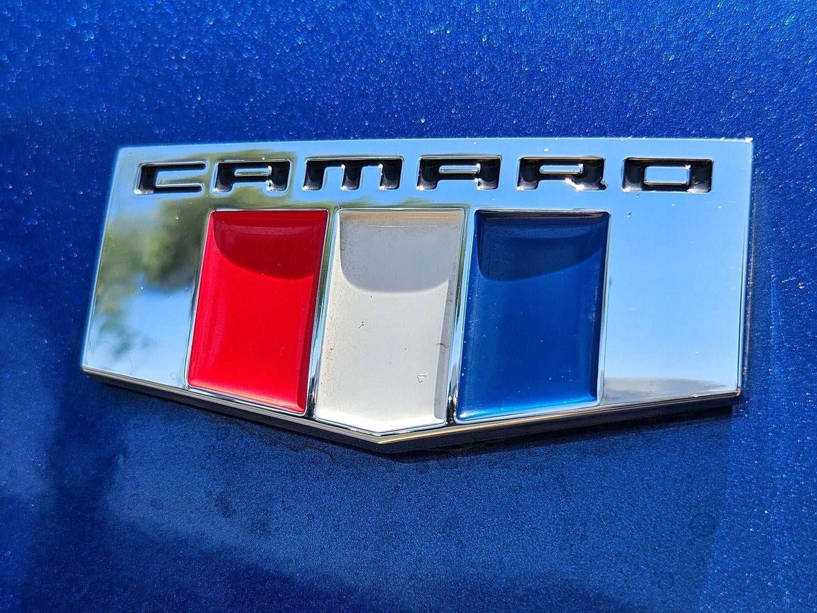 2018 Chevrolet Camaro 2dr Coupe 2LT