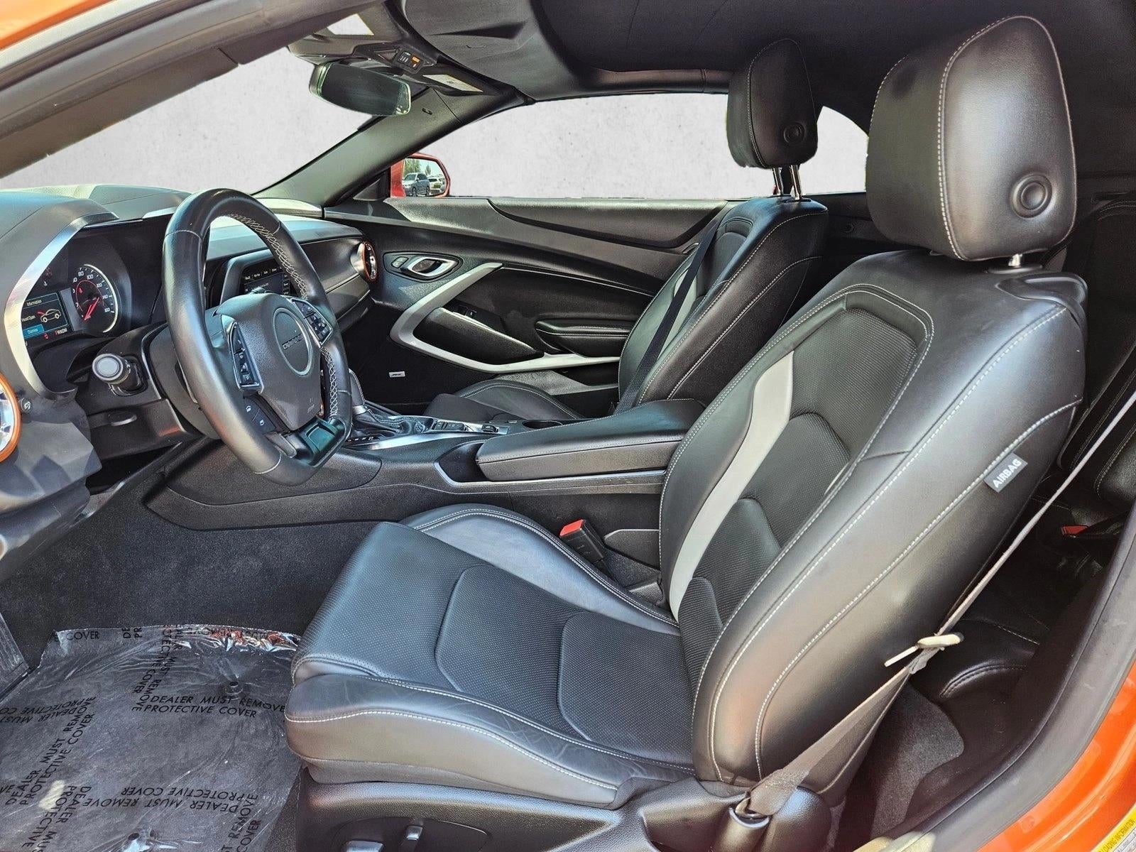 2023 Chevrolet Camaro 2dr Convertible 2LT