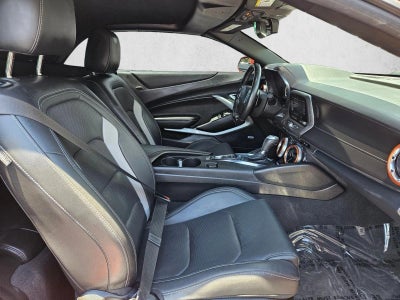 2023 Chevrolet Camaro 2dr Convertible 2LT