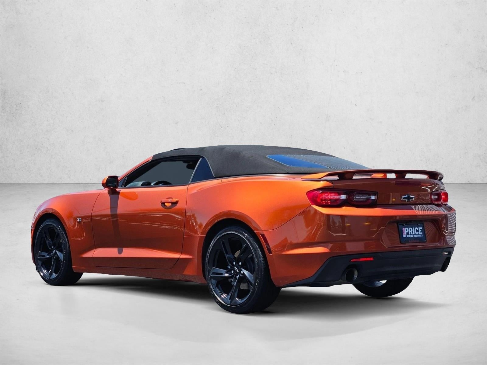 2023 Chevrolet Camaro 2dr Convertible 2LT