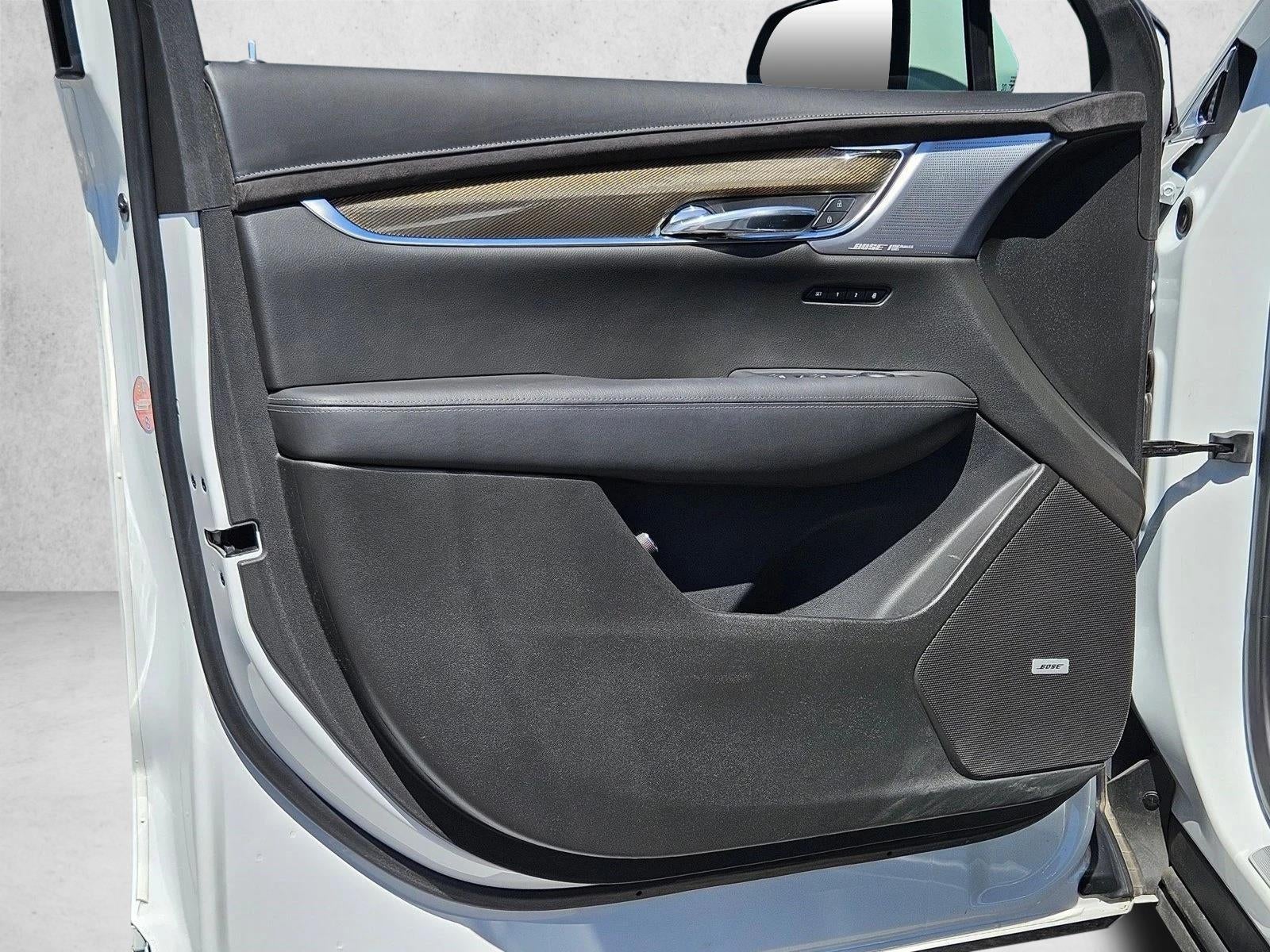 2022 Cadillac XT6 AWD 4dr Premium Luxury