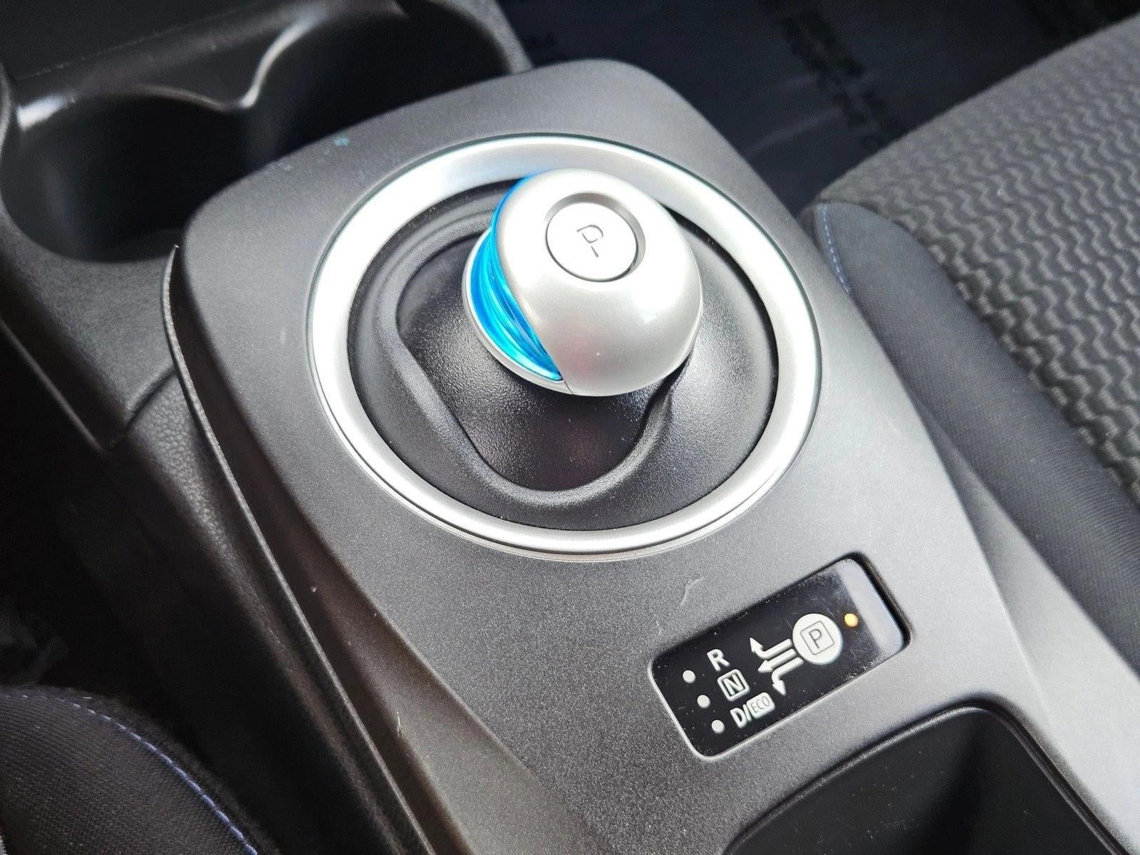 2013 Nissan LEAF 4dr HB S