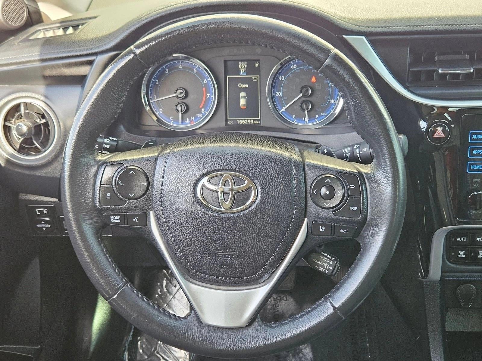2018 Toyota Corolla SE CVT (Natl)