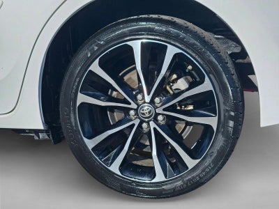 2018 Toyota Corolla SE CVT (Natl)