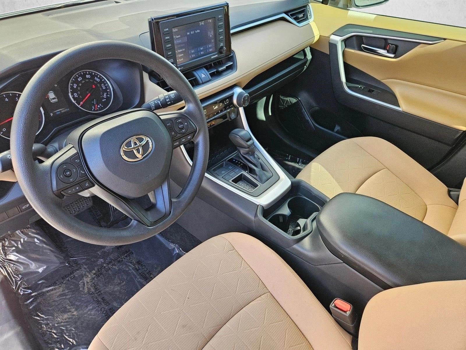 2020 Toyota RAV4 XLE FWD (GS)