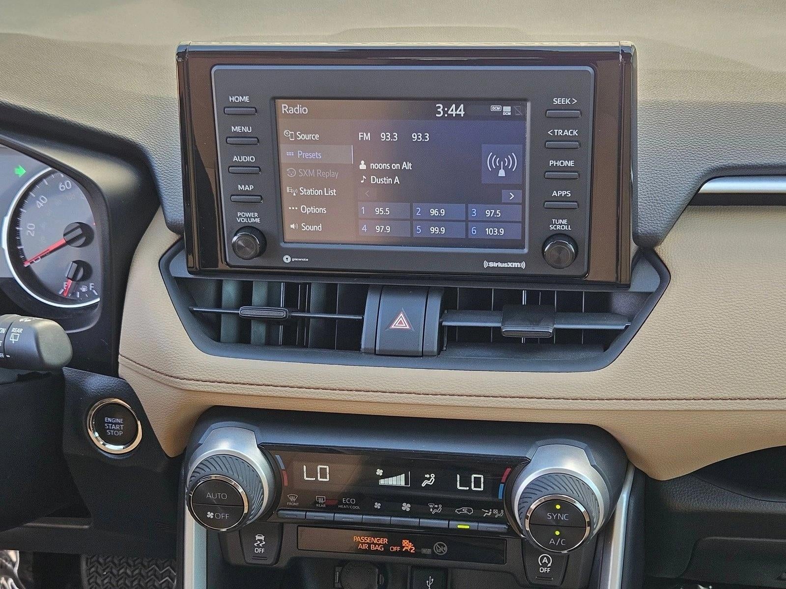 2020 Toyota RAV4 XLE FWD (GS)