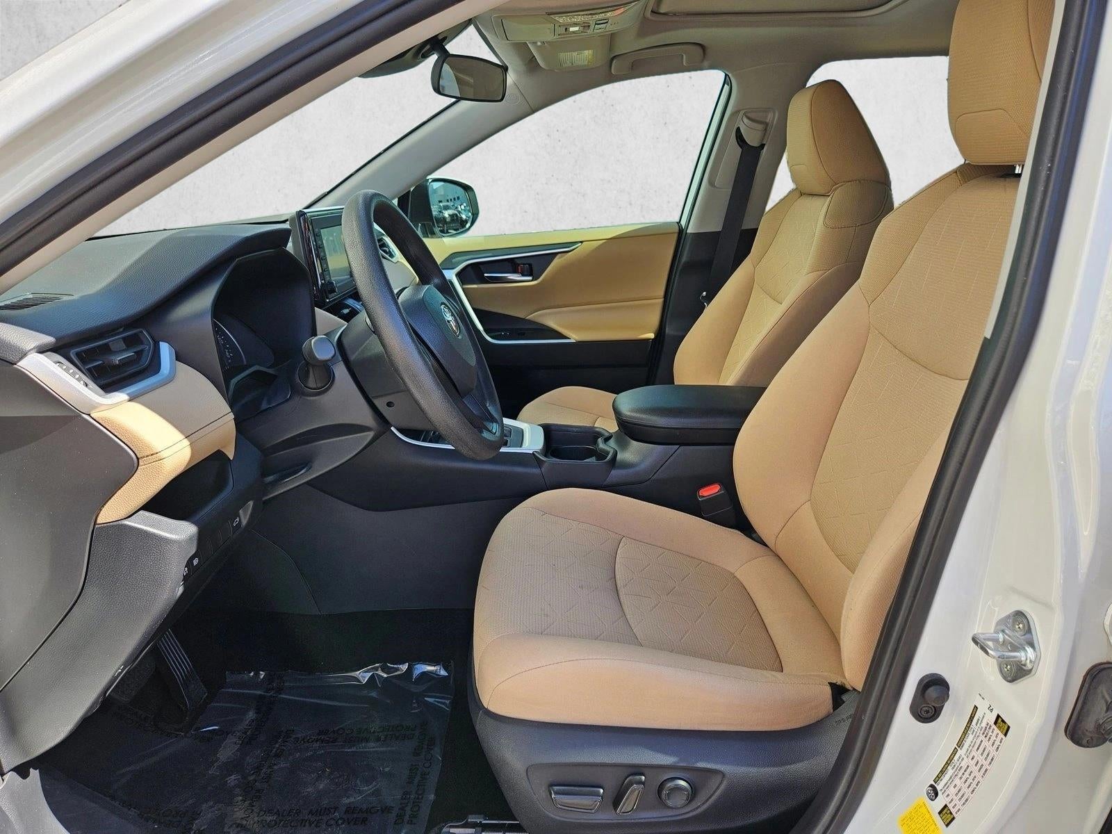 2020 Toyota RAV4 XLE FWD (GS)