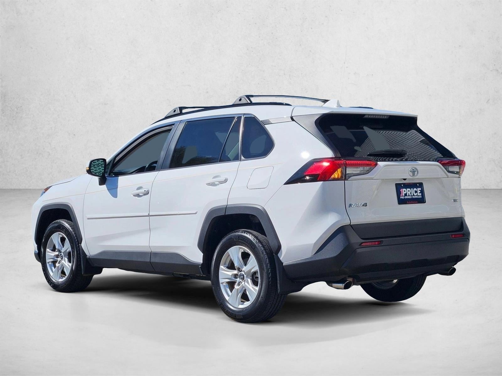 2020 Toyota RAV4 XLE FWD (GS)