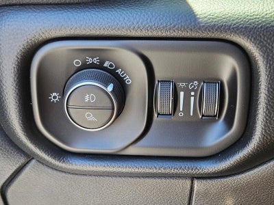 2019 RAM 2500 Laramie 4x4 Crew Cab 6'4" Box