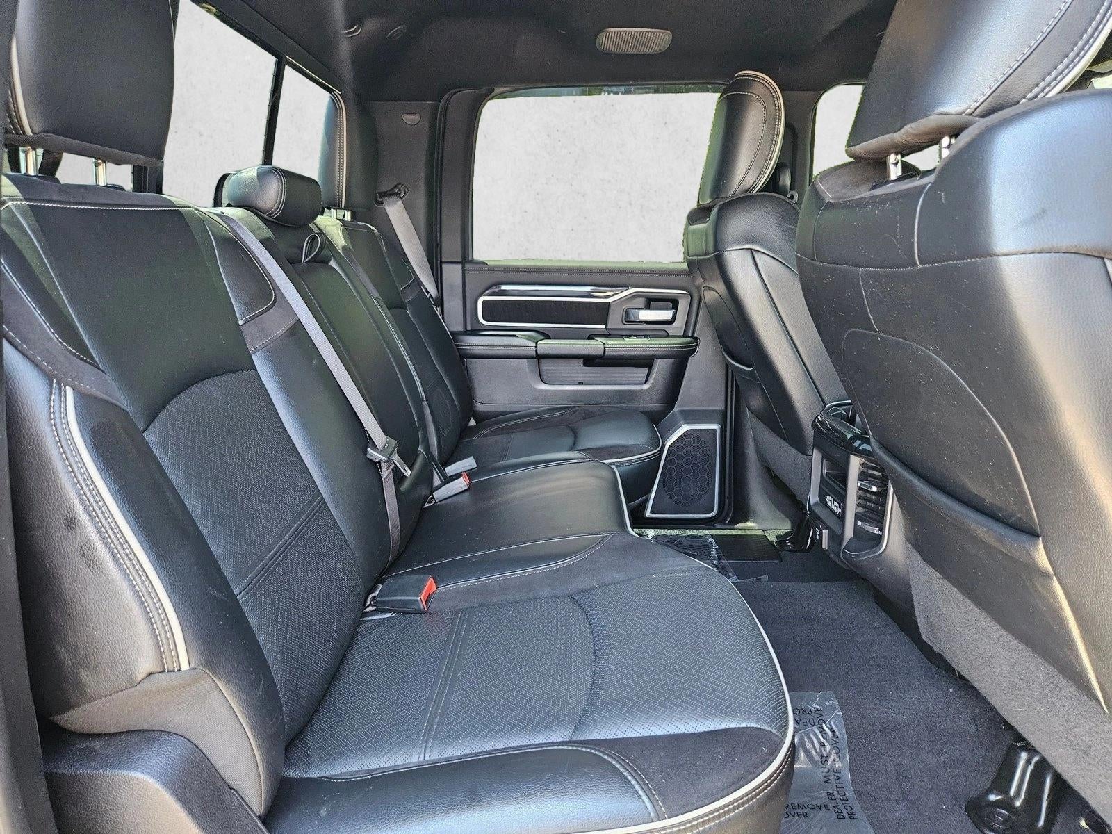 2019 RAM 2500 Laramie 4x4 Crew Cab 6'4" Box