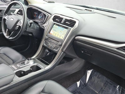 2017 Ford Fusion SE FWD