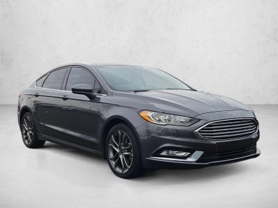 2017 Ford Fusion SE FWD