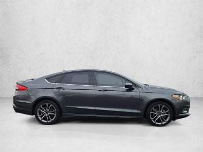 2017 Ford Fusion SE FWD