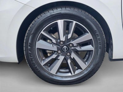 2024 Nissan Versa SV CVT
