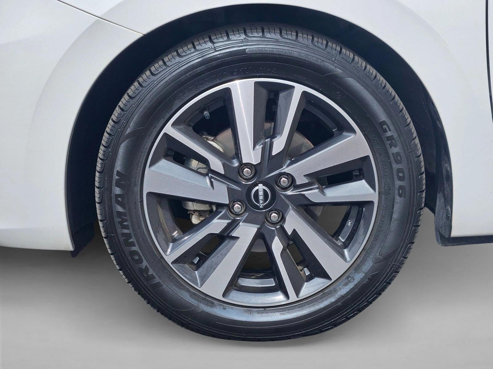 2024 Nissan Versa SV CVT