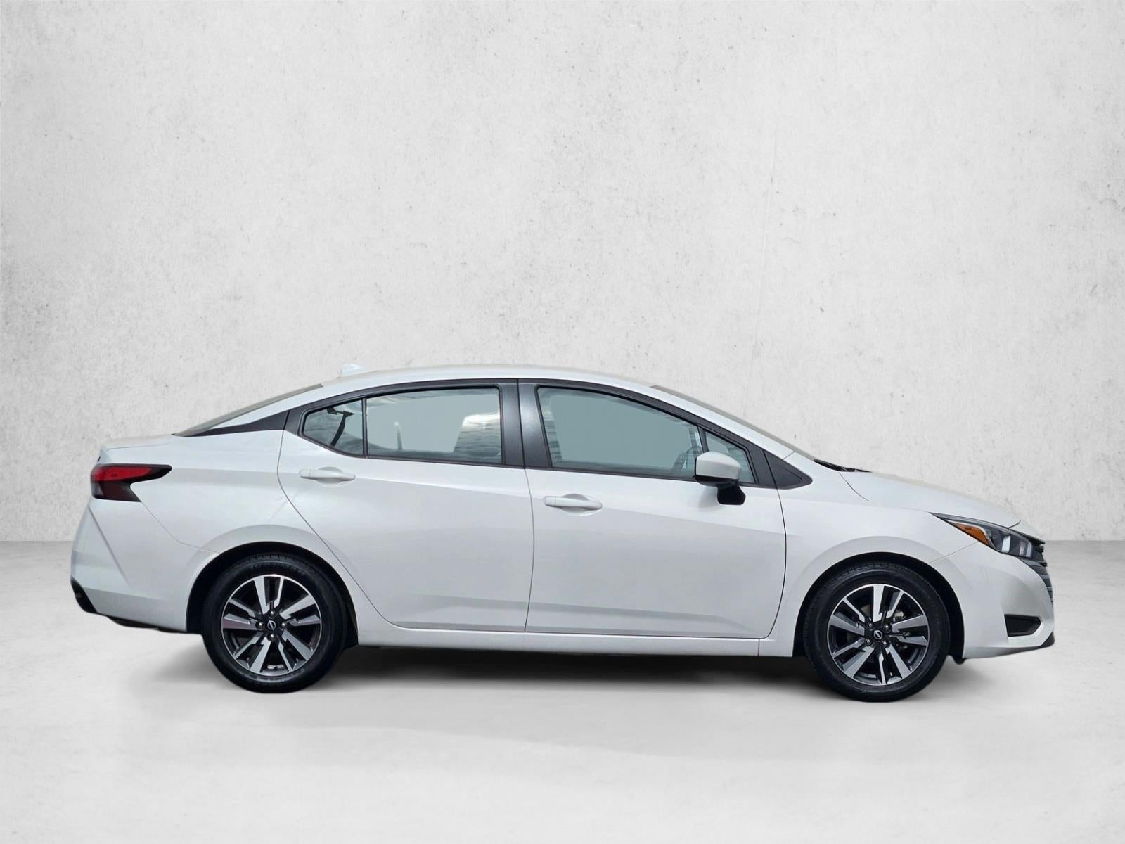 2024 Nissan Versa SV CVT