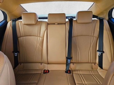 2022 Lexus ES 300h Luxury FWD