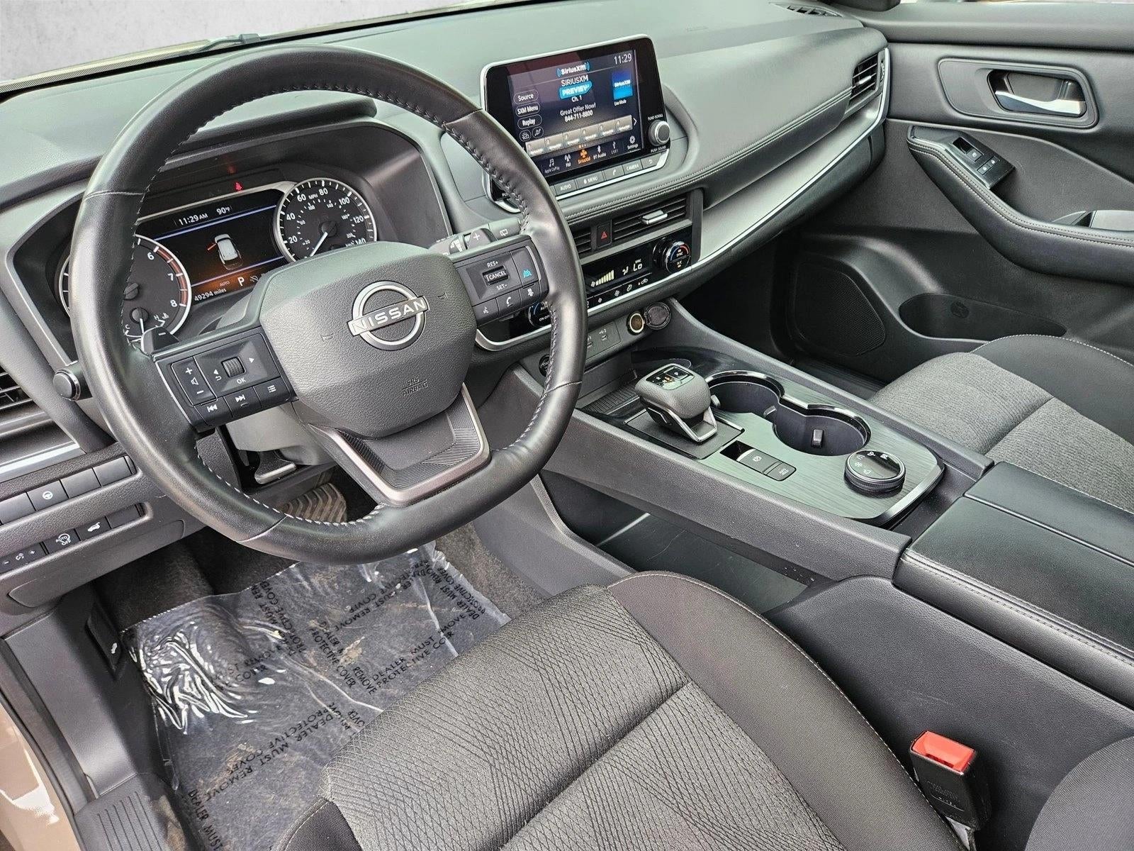 2025 Nissan Rogue AWD SV