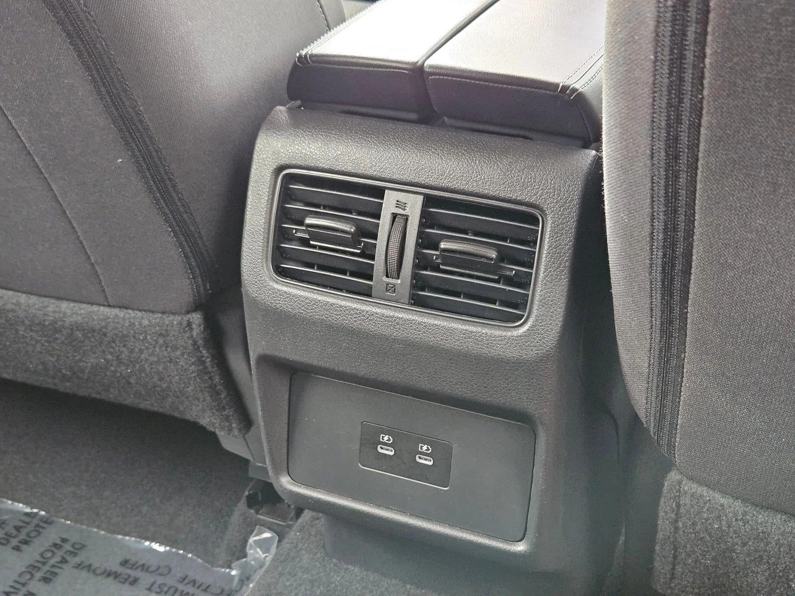2025 Nissan Rogue AWD SV