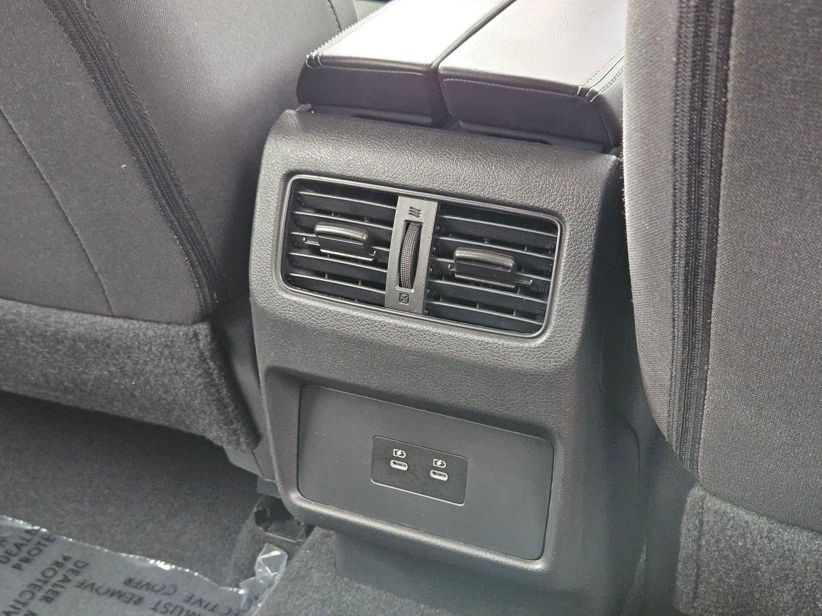 2025 Nissan Rogue AWD SV