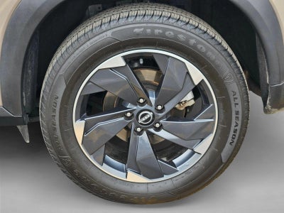 2025 Nissan Rogue AWD SV