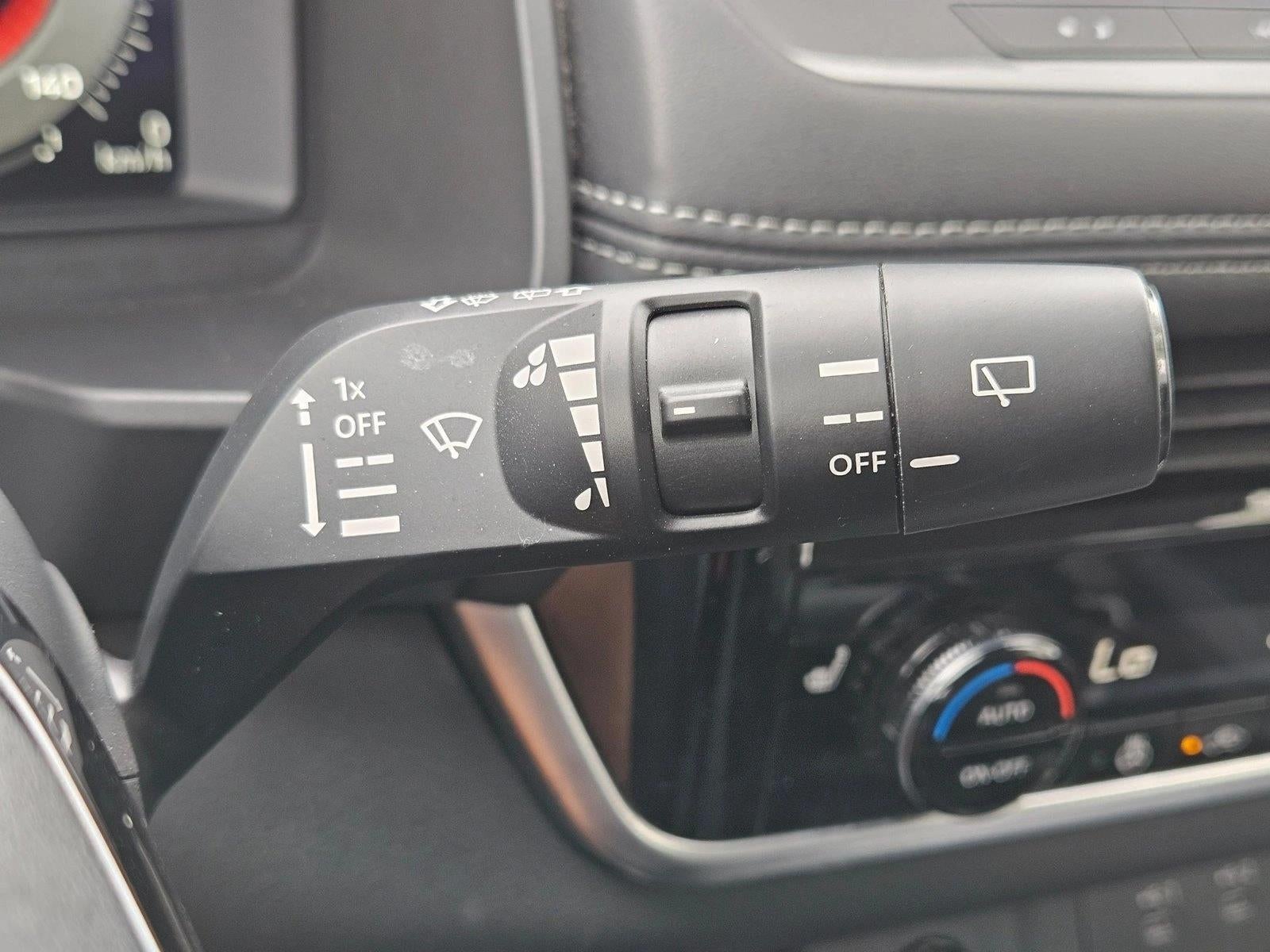 2026 Nissan Rogue FWD SL *Ltd Avail*