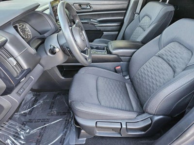 2023 Nissan Pathfinder S 2WD