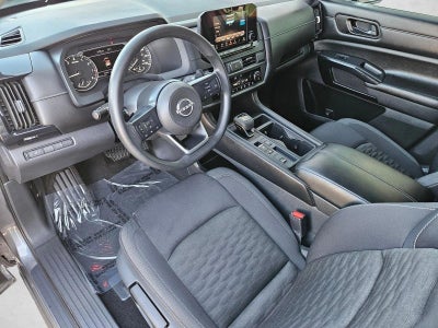 2023 Nissan Pathfinder S 2WD