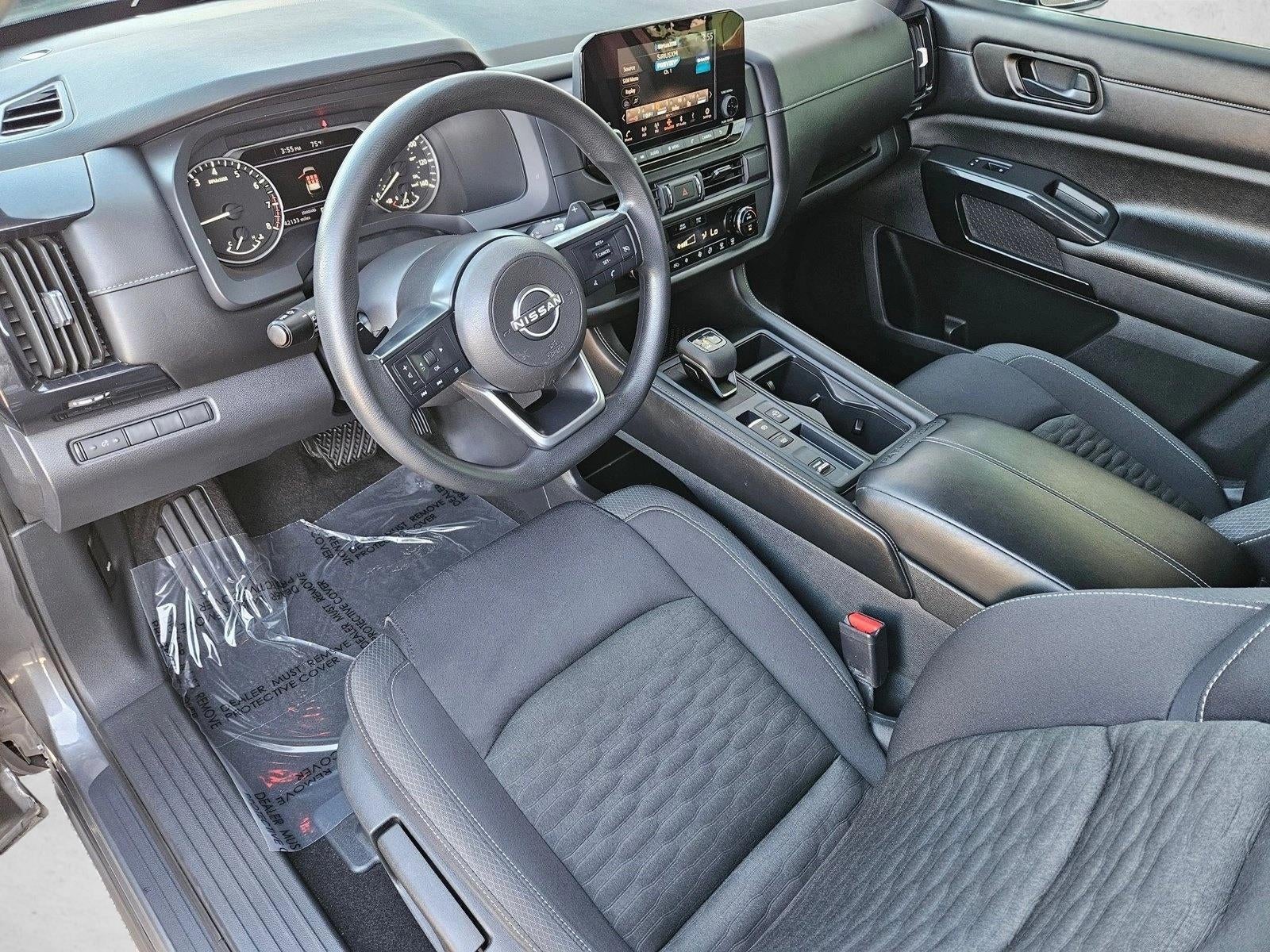 2023 Nissan Pathfinder S 2WD