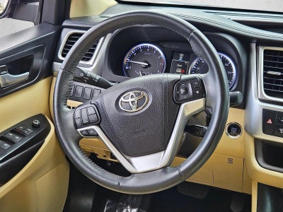 2016 Toyota Highlander FWD 4dr V6 XLE (Natl)