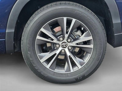 2016 Toyota Highlander FWD 4dr V6 XLE (Natl)