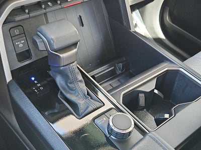 2023 Toyota Tundra 2WD 2WD SR5 CrewMax 5.5' Bed (Natl)