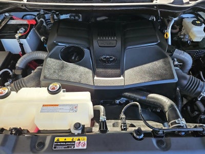 2023 Toyota Tundra 2WD 2WD SR5 CrewMax 5.5' Bed (Natl)