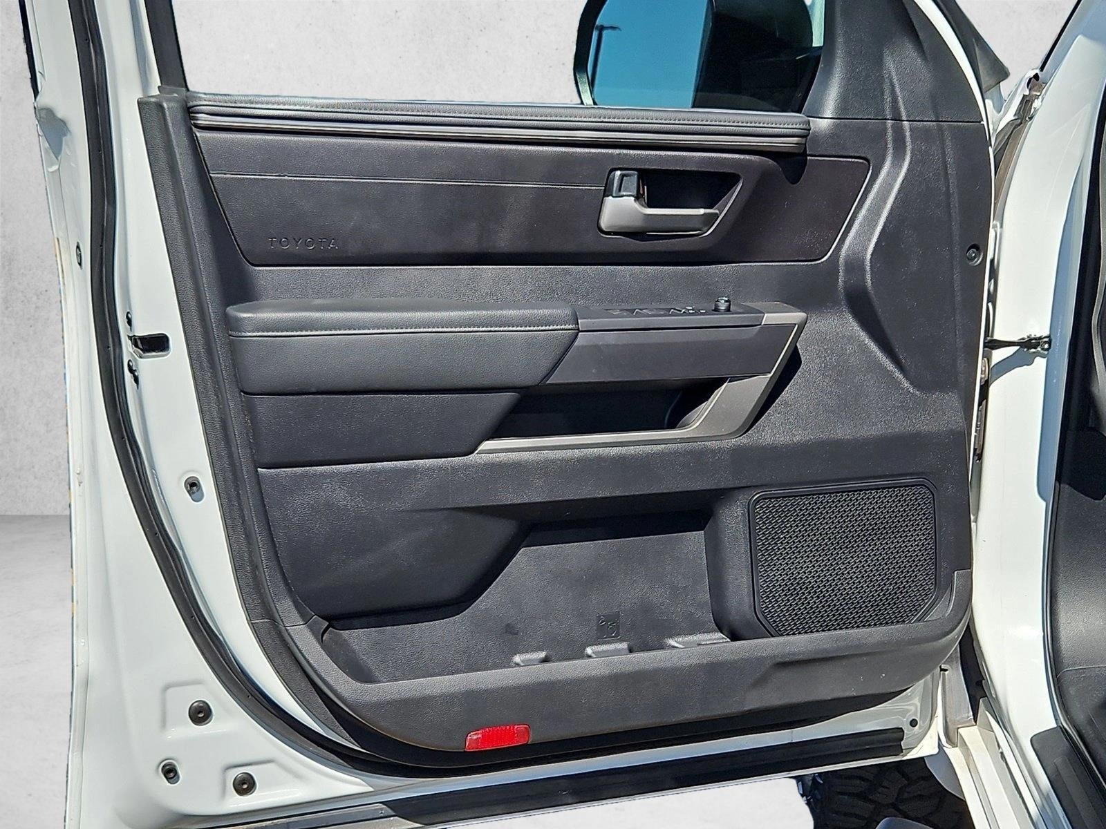 2023 Toyota Tundra 2WD 2WD SR5 CrewMax 5.5' Bed (Natl)