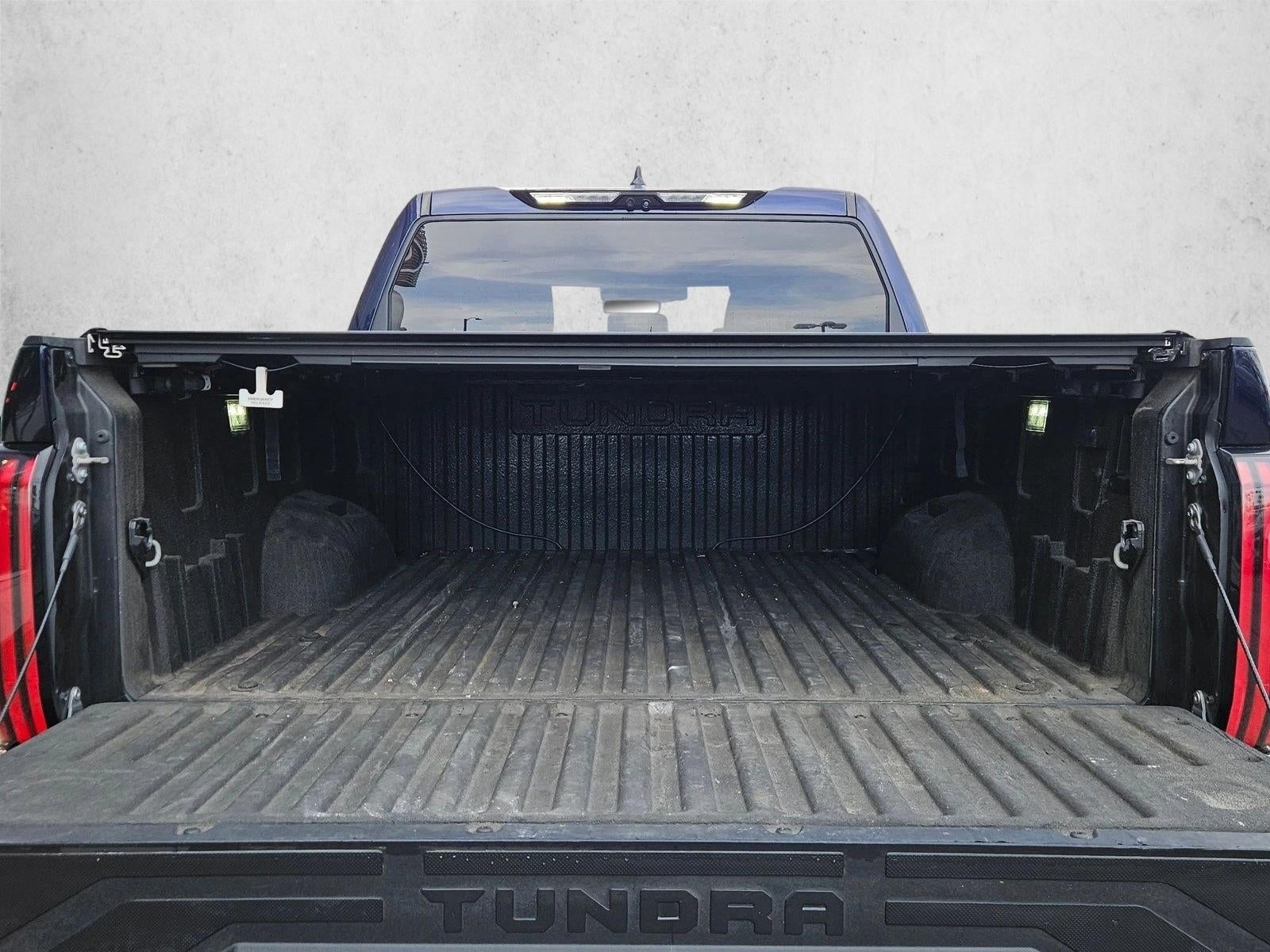 2022 Toyota Tundra 4WD 4WD Platinum CrewMax 5.5' Bed (Natl)