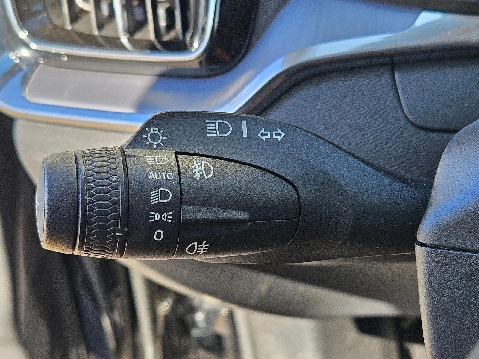 2019 Volvo S60 T5 FWD Momentum
