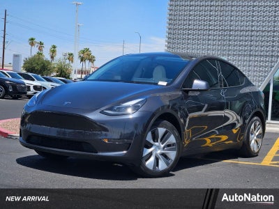 2024 Tesla Model Y RWD *Ltd Avail*