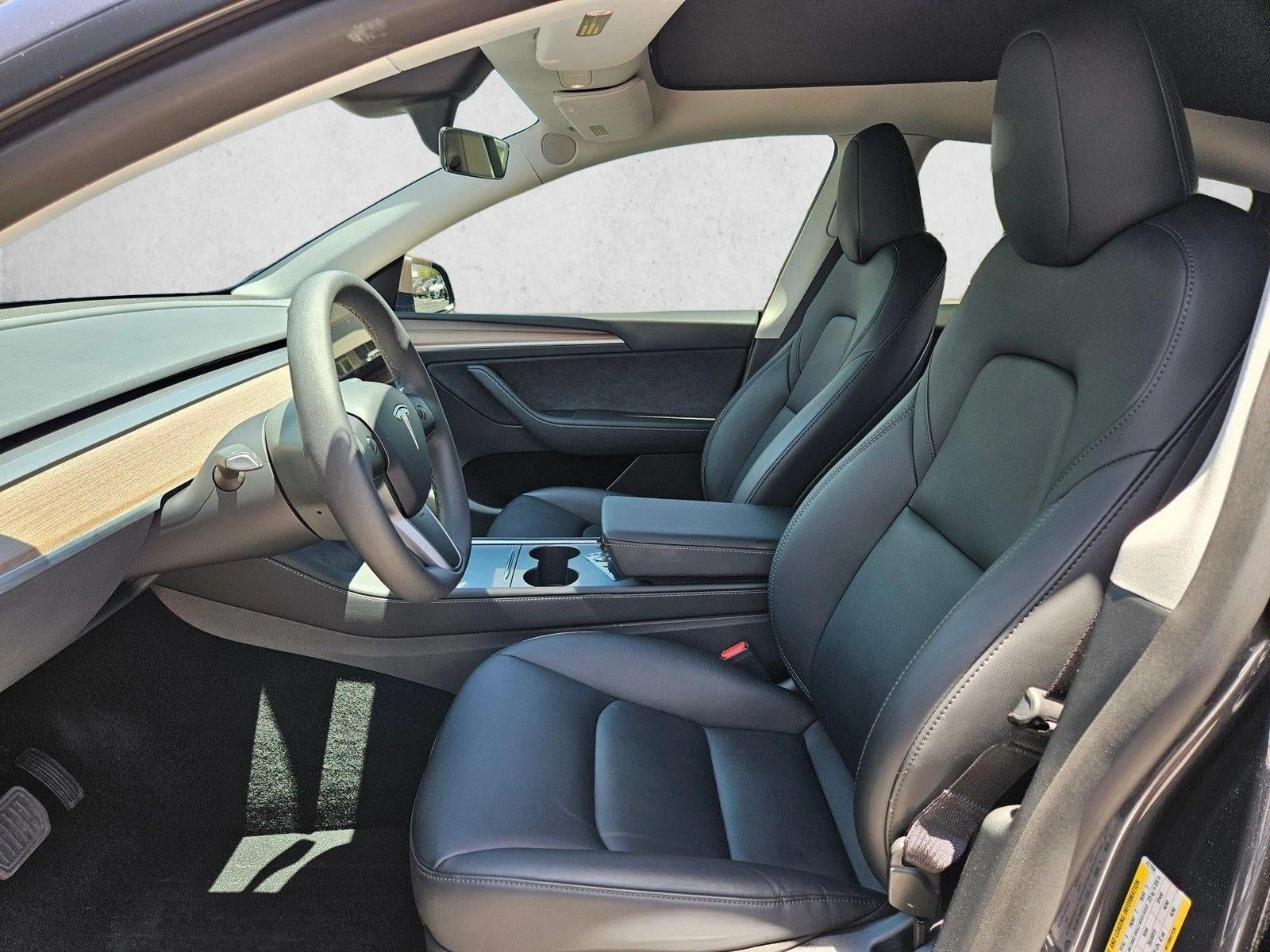 2025 Tesla Model Y Long Range RWD *Ltd Avail*