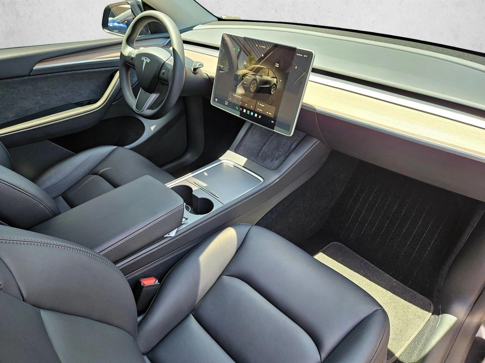 2025 Tesla Model Y Long Range RWD *Ltd Avail*