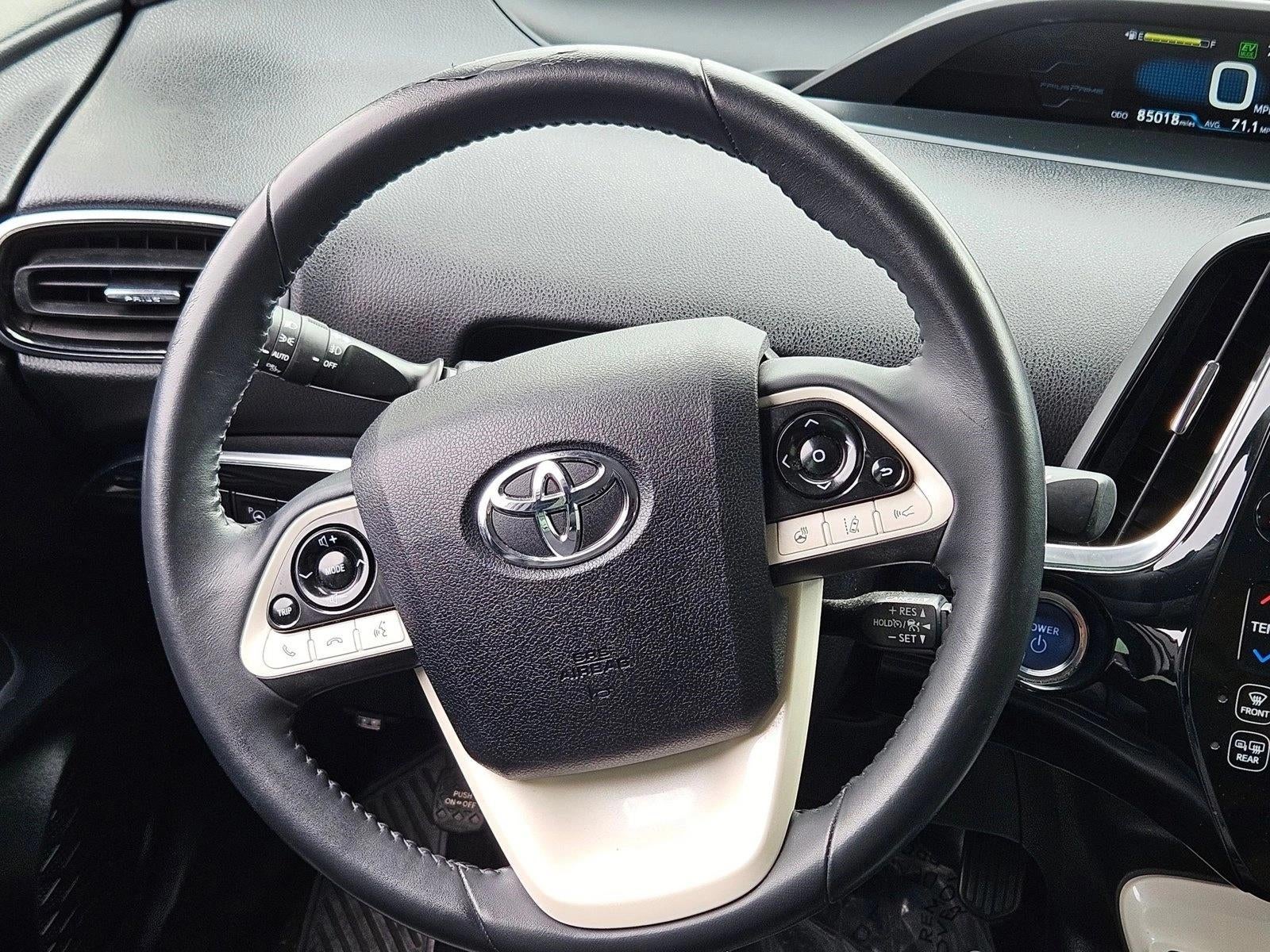 2017 Toyota Prius Prime Advanced (Natl)