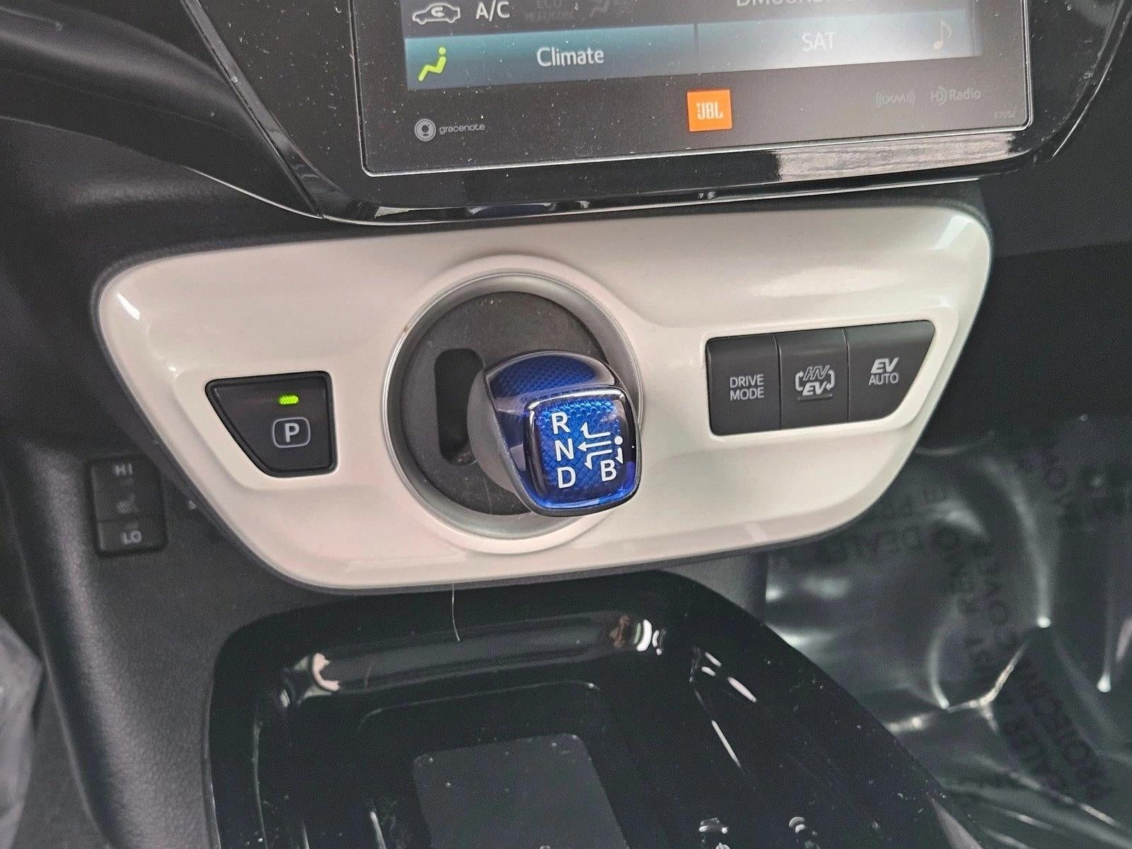 2017 Toyota Prius Prime Advanced (Natl)