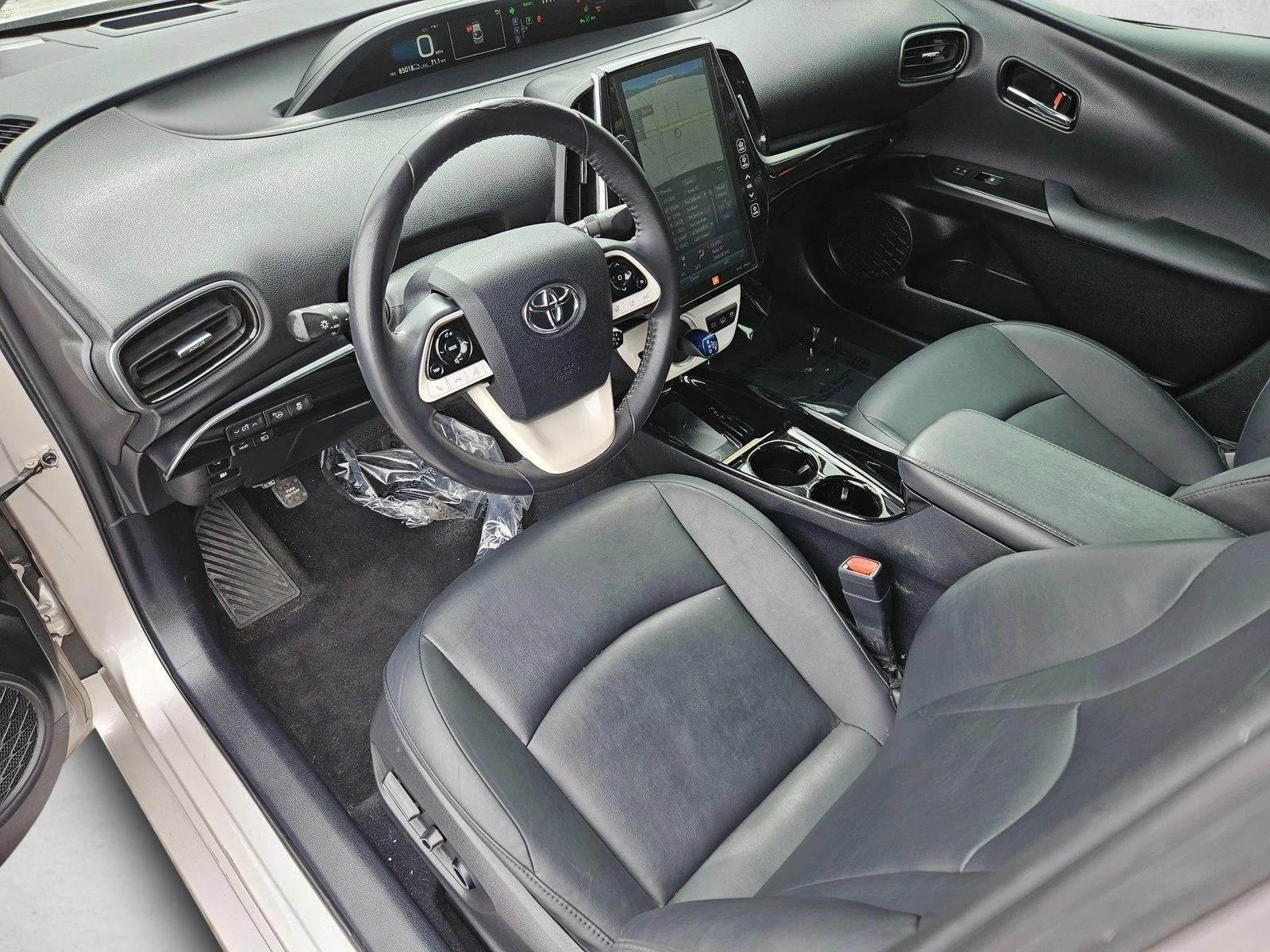 2017 Toyota Prius Prime Advanced (Natl)