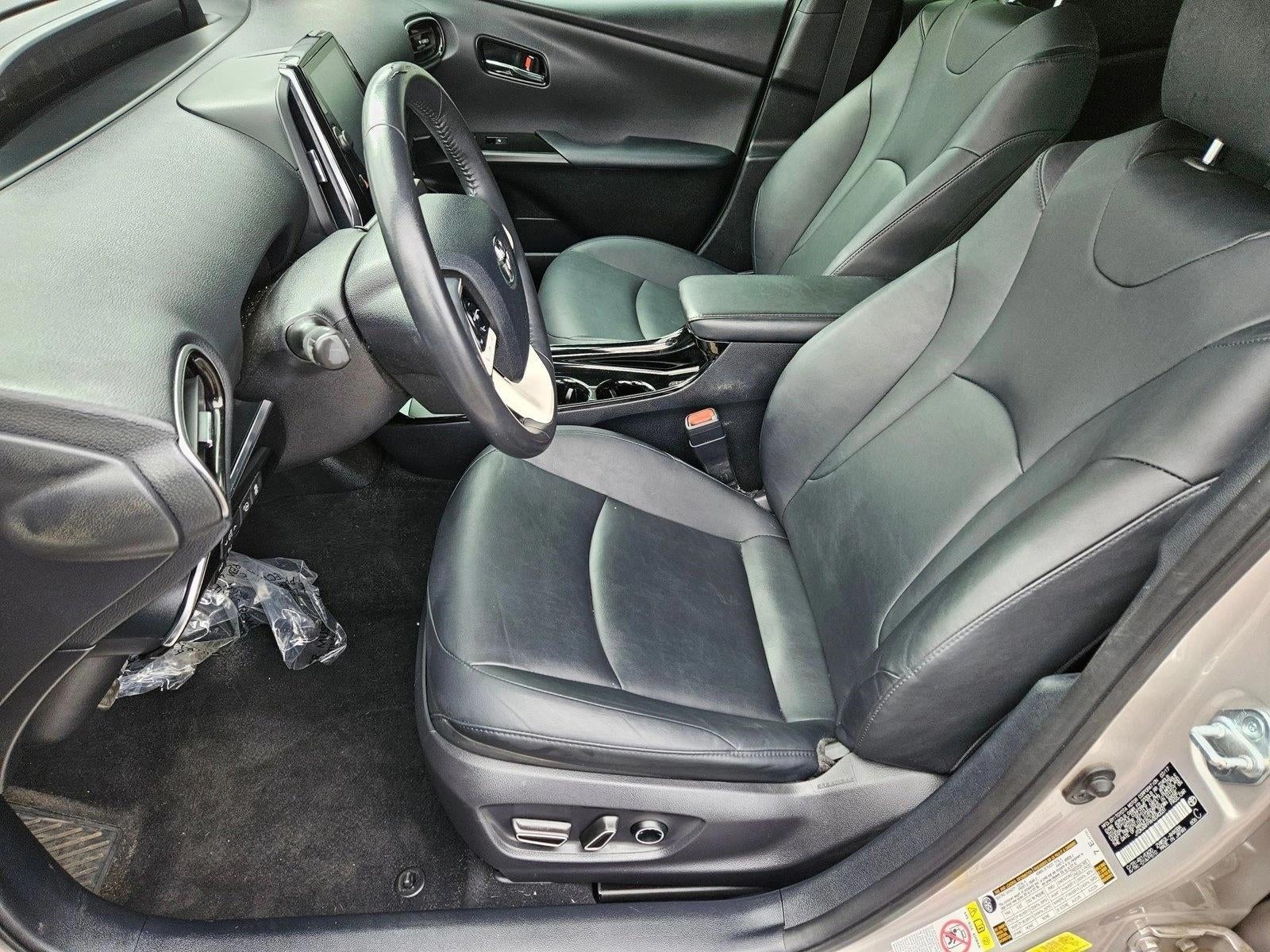 2017 Toyota Prius Prime Advanced (Natl)