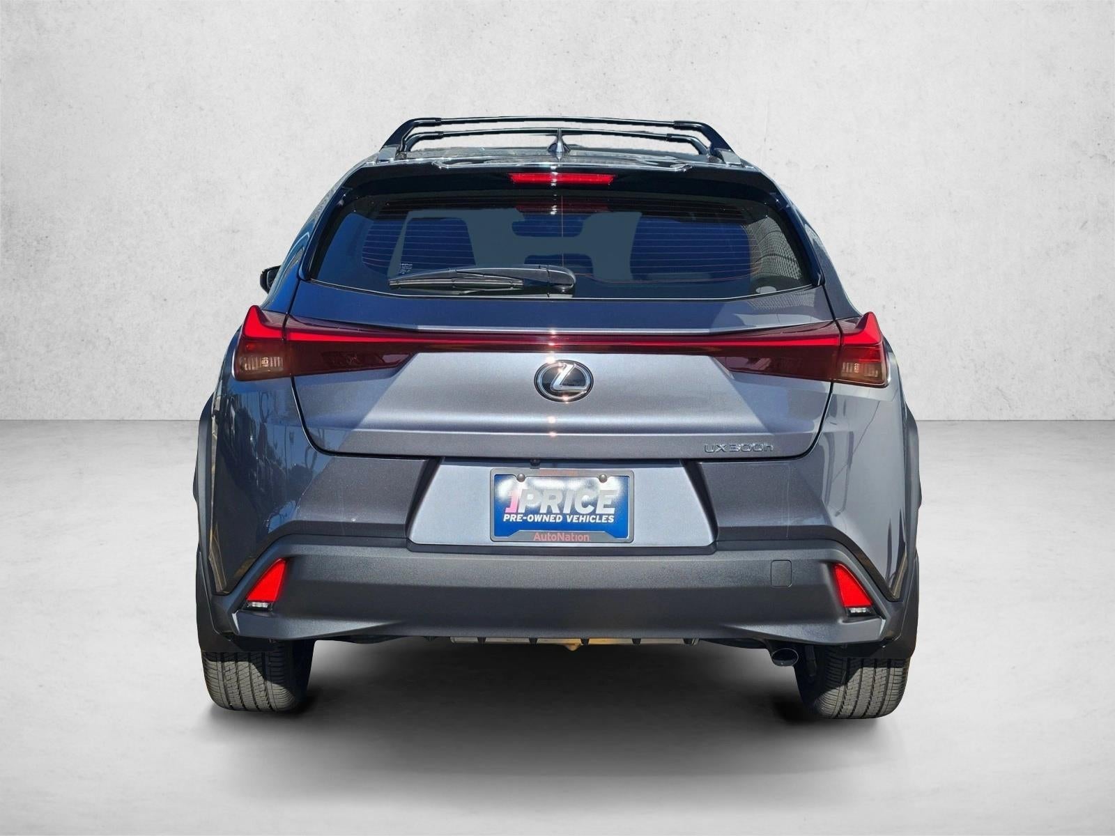 2025 Lexus UX 300h FWD