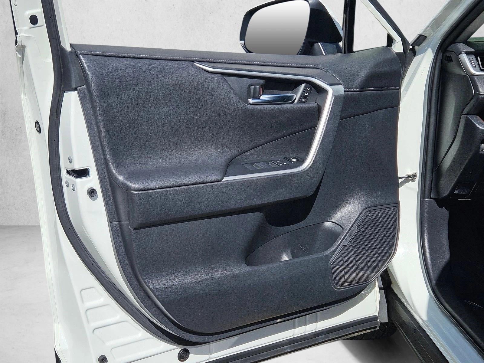 2019 Toyota RAV4 Limited AWD (GS)